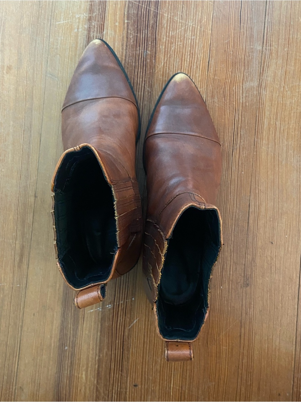 Women's Brown Leather Vagabond Chelsea Boots - Picture 7 of 10